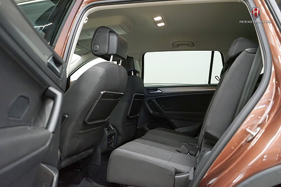 Volkswagen Tiguan Allspace 10 of 22