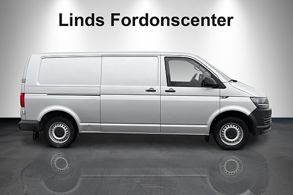 Volkswagen Transporter 3 of 5