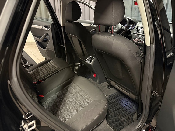 Audi Q3 16 of 17