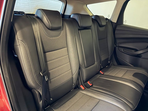 Ford Kuga 11 of 13