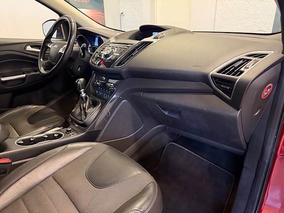 Ford Kuga 6 of 13