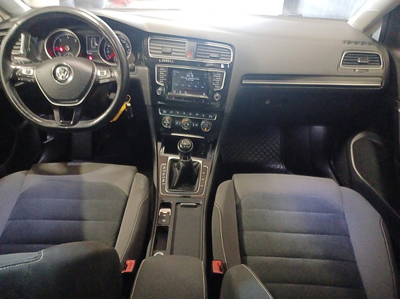 Volkswagen Golf-Serie 11 of 17