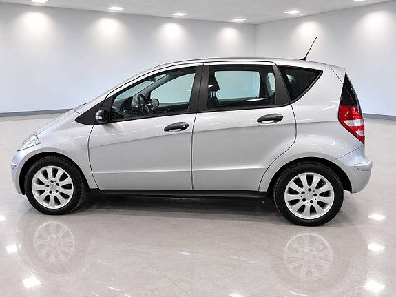 Mercedes-Benz A150 7 of 9