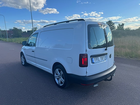 Volkswagen Caddy Maxi 4 of 5