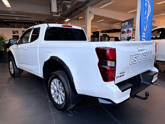 Isuzu D-max 2 of 11