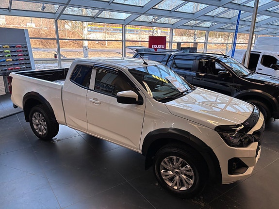 Isuzu D-max 4 of 11