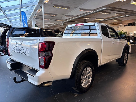 Isuzu D-max 3 of 11