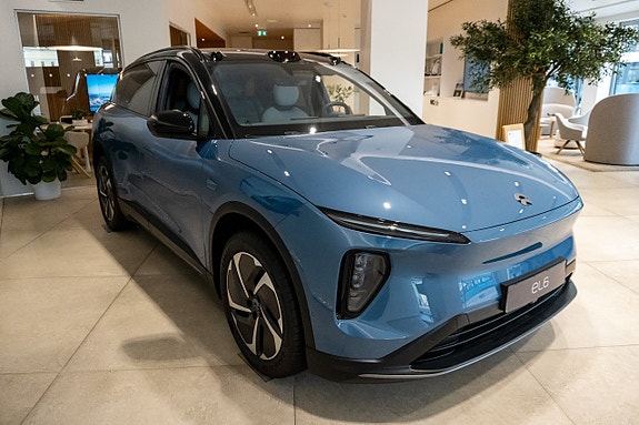 NIO EL6 4 of 11