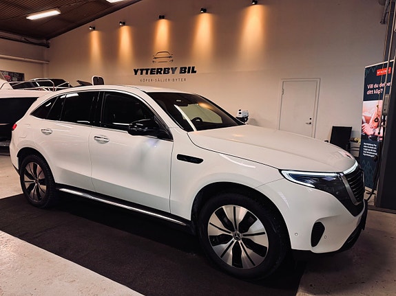 Mercedes-Benz EQC400