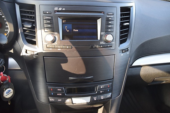Subaru Outback 12 of 20