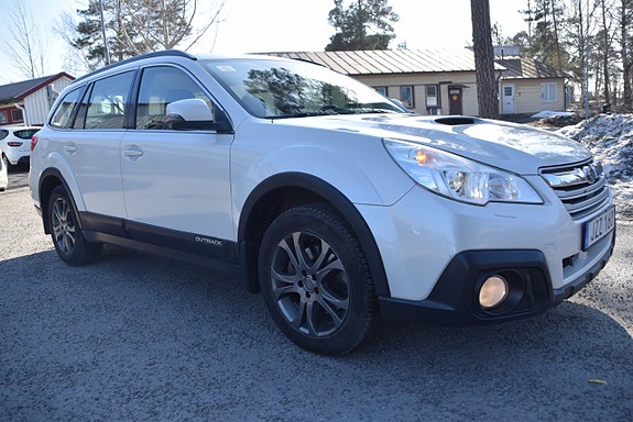 Subaru Outback 3 of 20