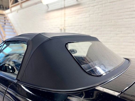 Mazda MX-5 7 of 14