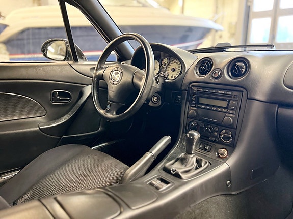 Mazda MX-5 12 of 14