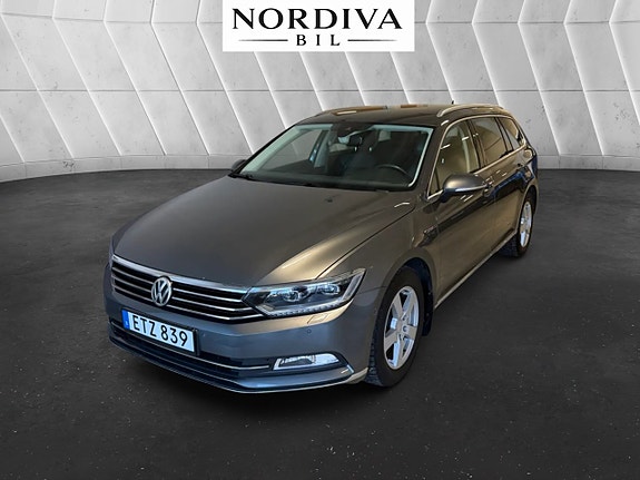 Volkswagen Passat 3 of 5
