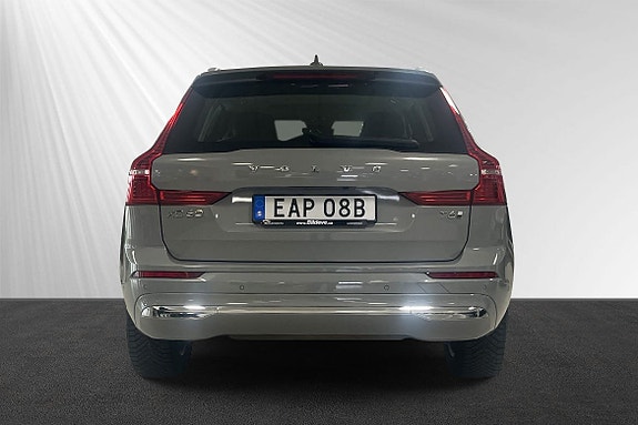 Volvo XC60 2 of 6
