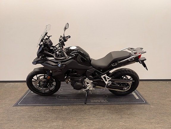 BMW F800GS Triple Black Lågt Chassi 760mm KAMPANJ Vario Sidoväskor ingår Demo 5 of 5