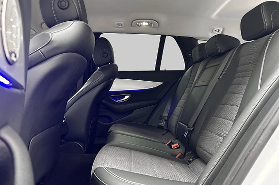 Mercedes-Benz E300 8 of 20