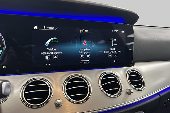 Mercedes-Benz E300 18 of 20