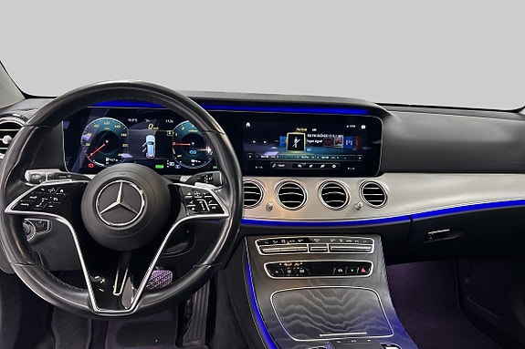 Mercedes-Benz E300 13 of 20