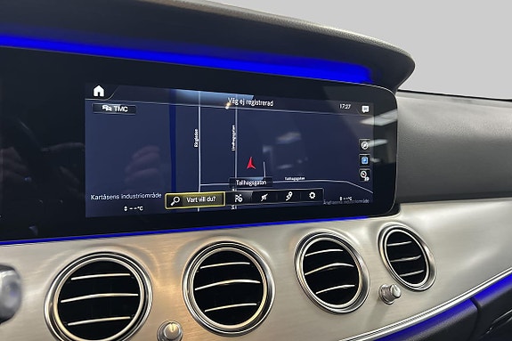 Mercedes-Benz E300 16 of 20