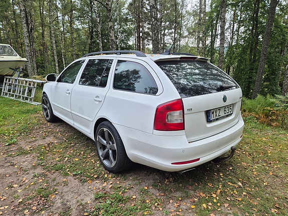 Skoda Octavia 4 of 5