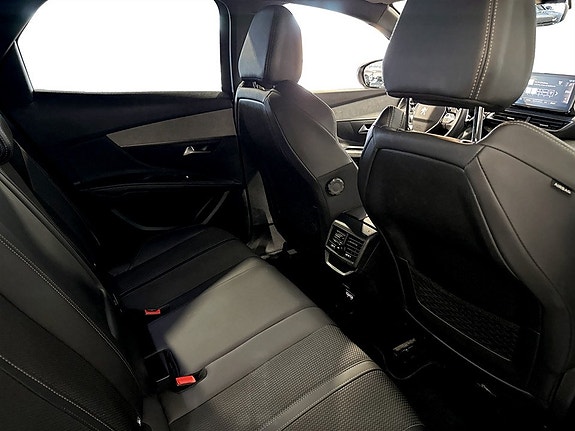 Peugeot 3008 12 of 15