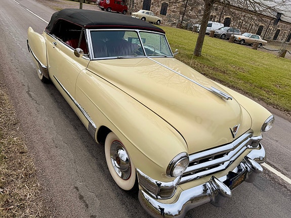 Cadillac Convertible 11 of 24