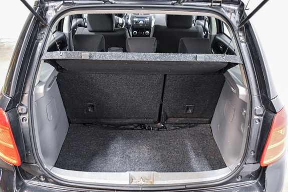 Suzuki SX4 12 of 21