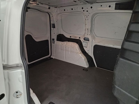 Volkswagen Caddy 5 of 5