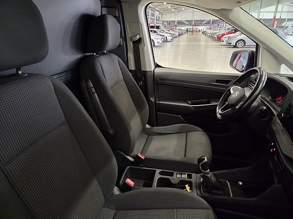Volkswagen Caddy 4 of 5