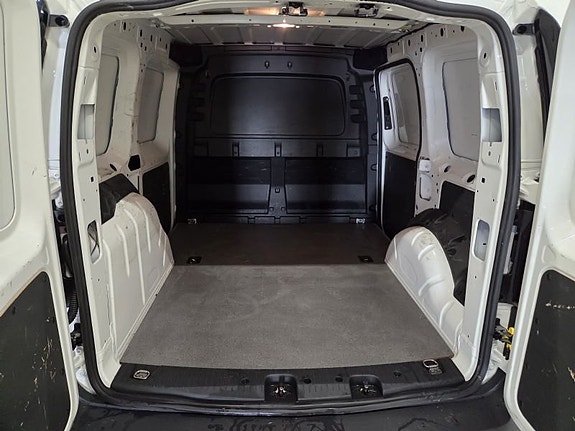 Volkswagen Caddy 8 of 10