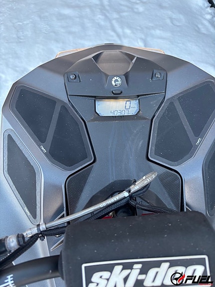 Ski-Doo Summit EXP 850 E-TEC 5 of 5