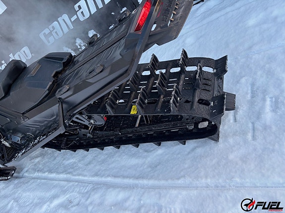 Ski-Doo Summit EXP 850 E-TEC 3 of 5