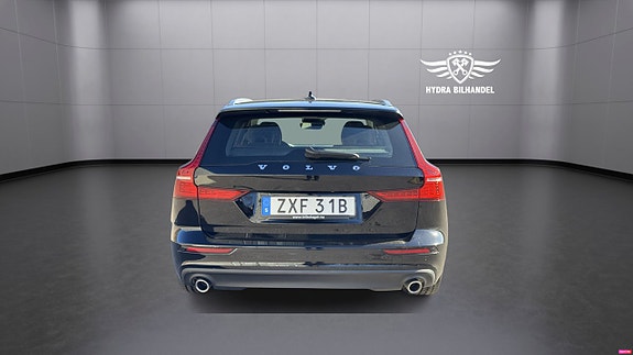 Volvo V60 4 of 5