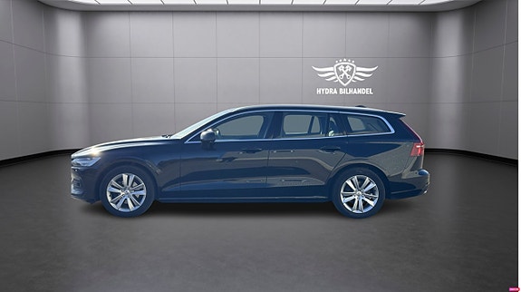 Volvo V60 2 of 5