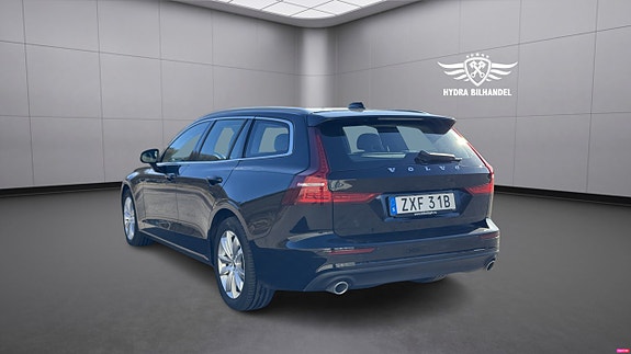 Volvo V60 3 of 5