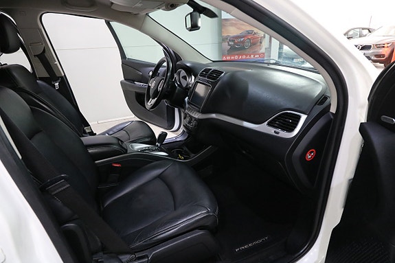 Fiat Freemont 12 of 15