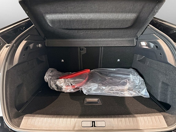 Peugeot e-3008 15 of 15
