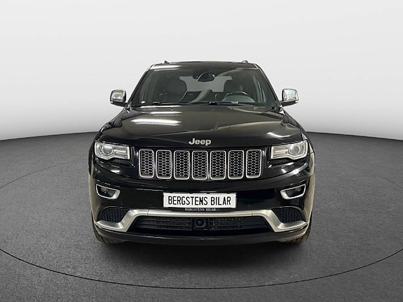 Jeep Grand Cherokee 8 of 30