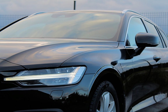 Volvo V60 11 of 30