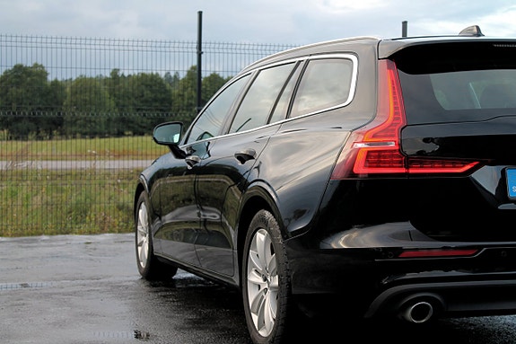 Volvo V60 15 of 30