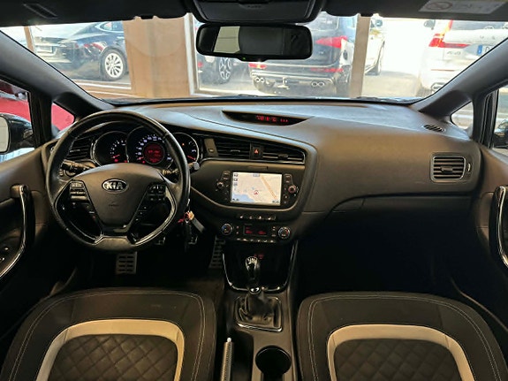 Kia Ceed 9 of 22