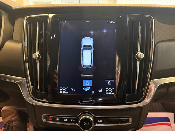 Volvo V90 15 of 18