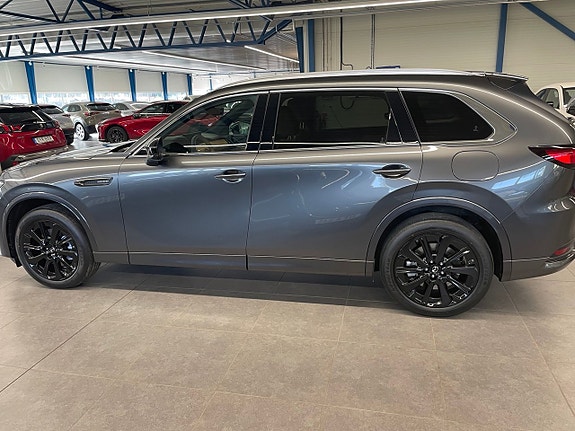 Mazda CX-80 2 of 5