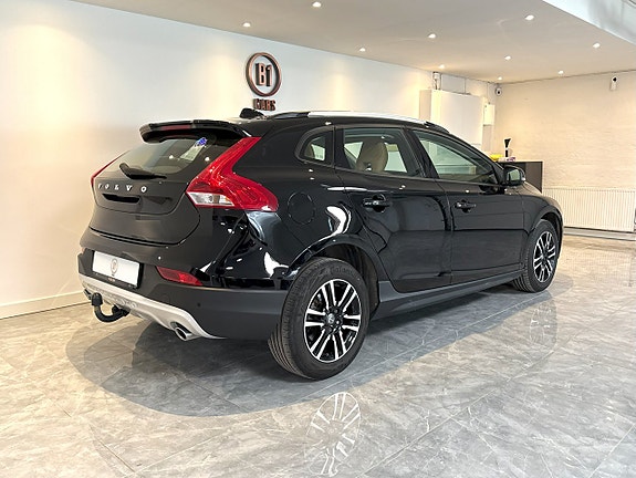 Volvo V40 Cross Country 4 of 5