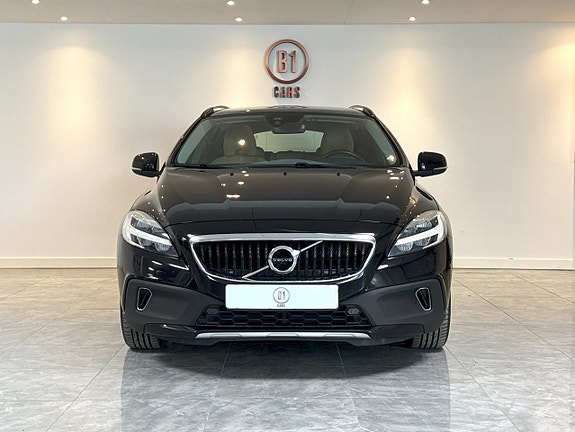 Volvo V40 Cross Country 6 of 18