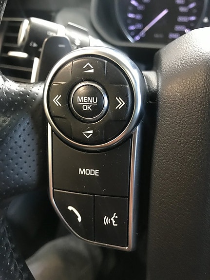 Land Rover Range Rover 16 of 23
