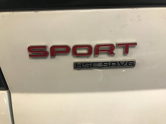 Land Rover Range Rover 8 of 23