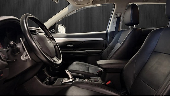 Mitsubishi Outlander 6 of 10