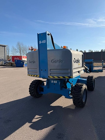 Bomlift 16m Genie S-45 - Begagnad 3 of 11